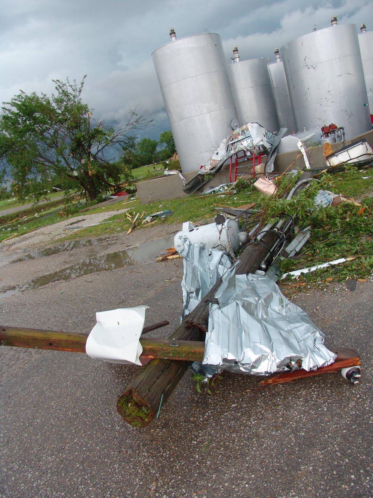 Orchids & Ladybugs Boutique: Sedalia Missouri Tornado