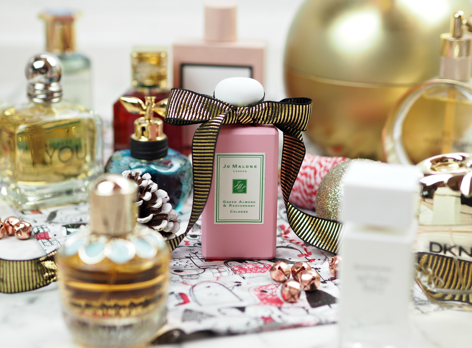 Perfect 'Loved By Everyone' Last Minute Fragrances If You're In A Panic About What To Buy