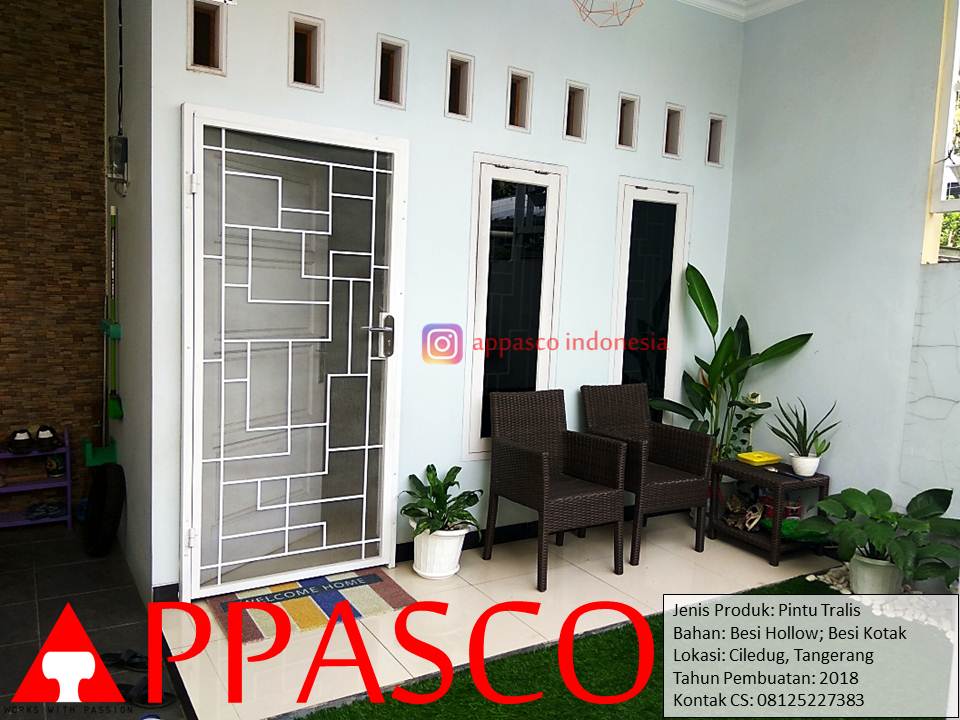 Pintu Besi Teralis Minimalis Rumah Shabbychic Di Ciledug Tangerang
