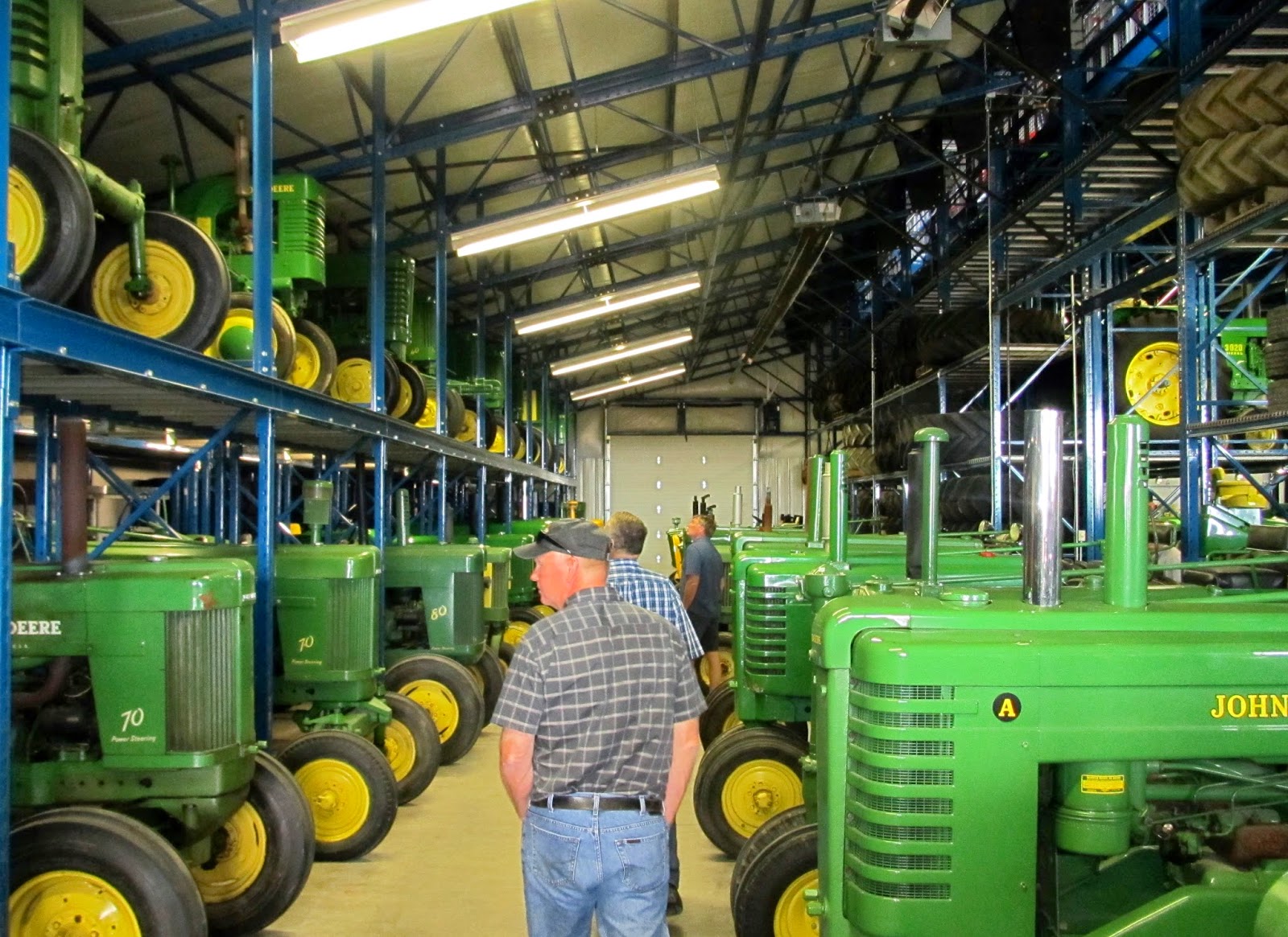 JUST ME The Kinzenbaw tractor collection The grand finale of our Iowa