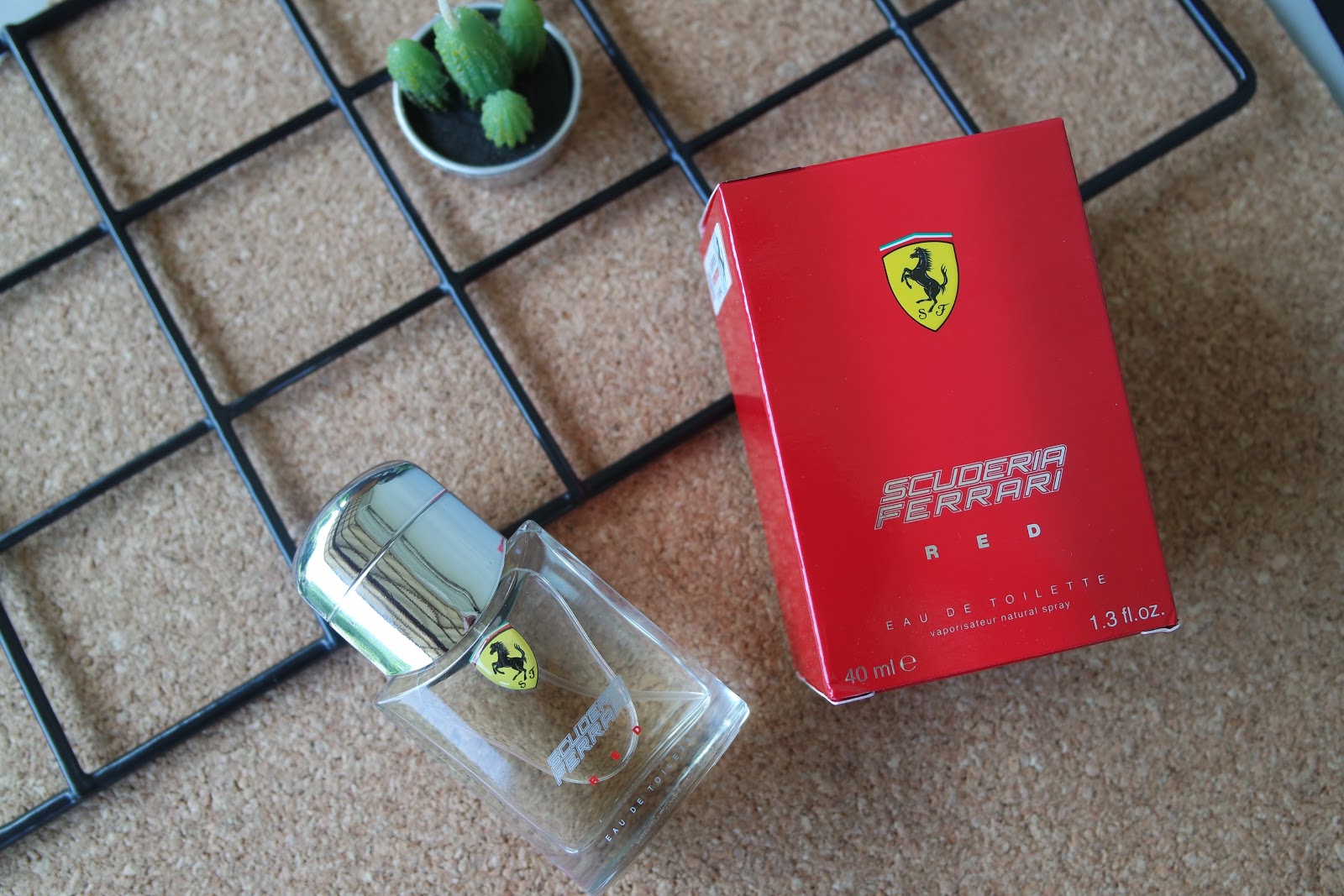 ferrari red é bom