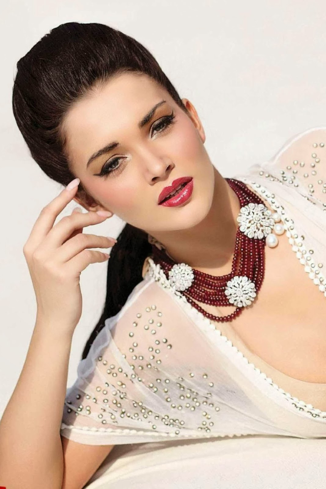 New Bollywood Actress: Amy Jackson | Downloadbang