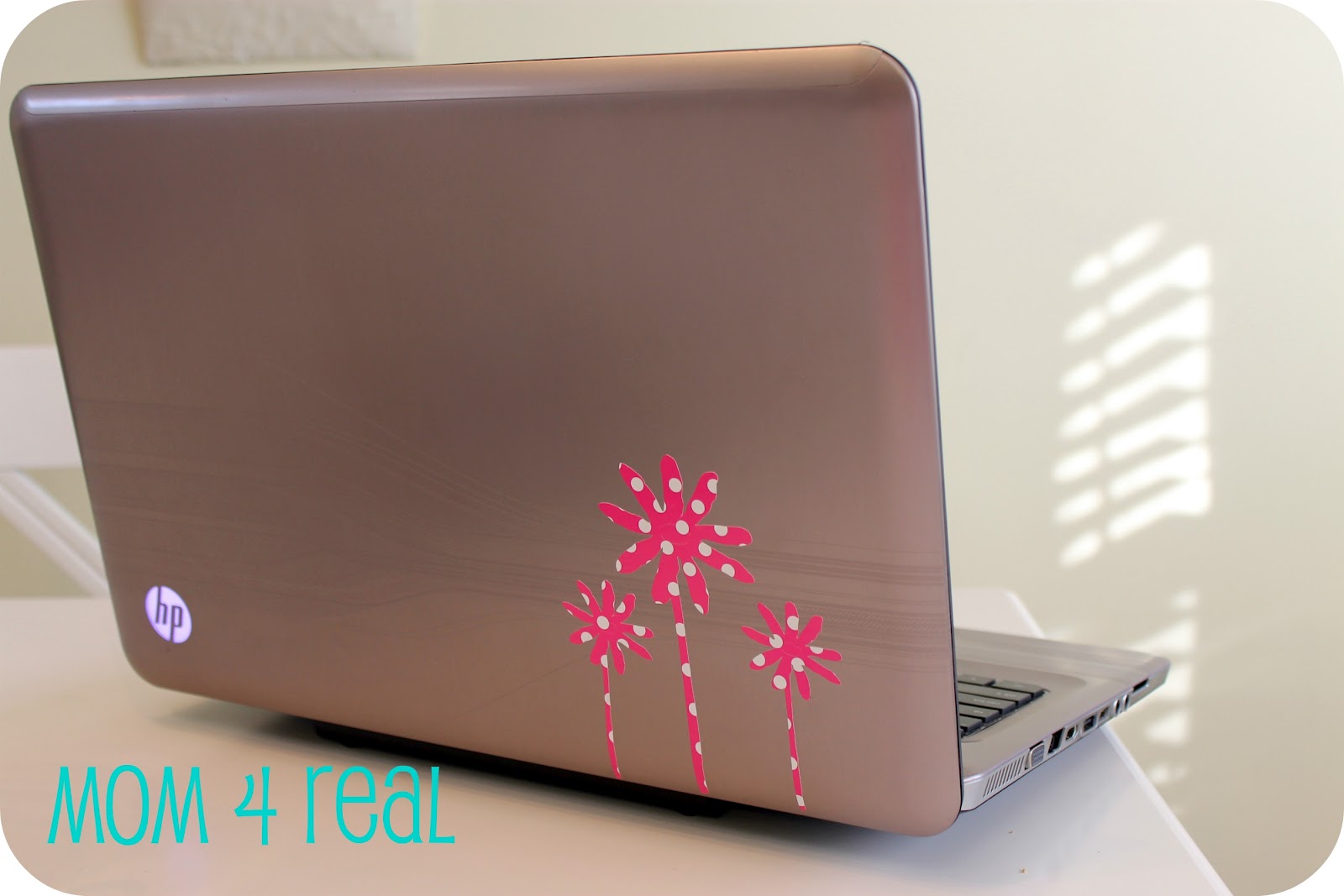 Dress Up Your Laptop & Patterned Vinyl Giveaway - Mom 4 Real