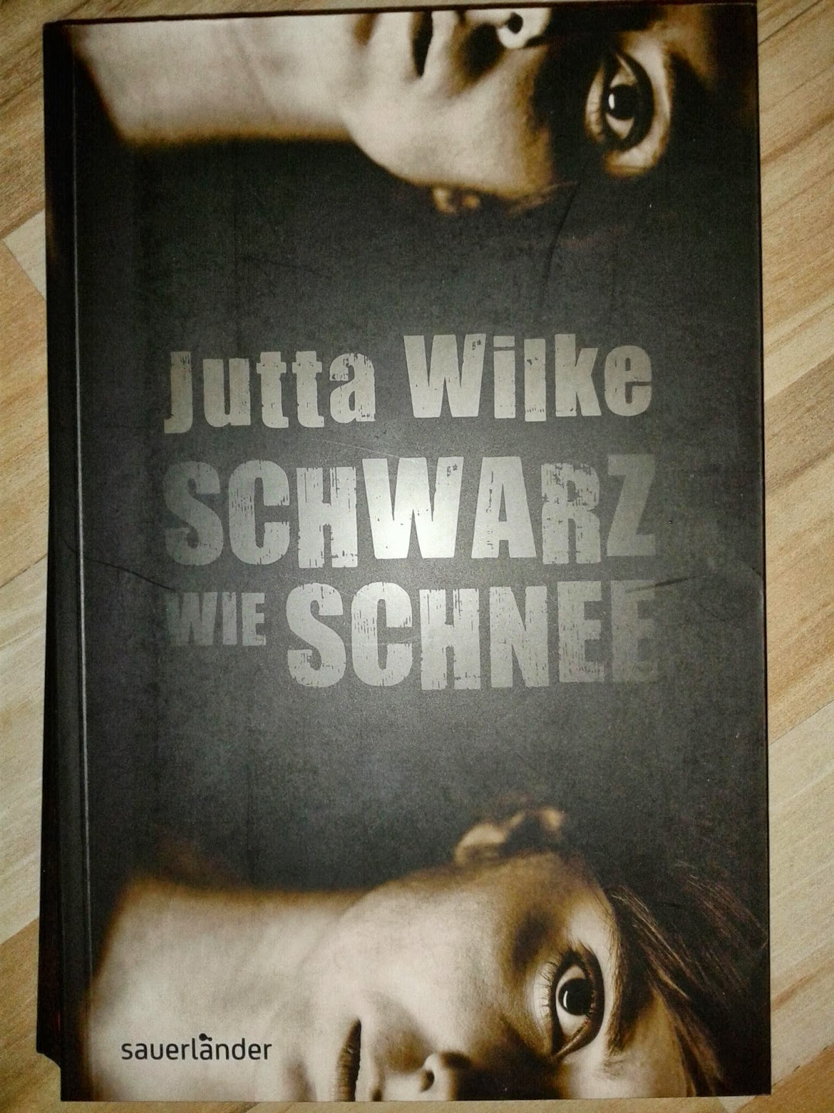 Annas Bücher [Kurzrezensionen] Silber 01, Maddie 02, Schwarz wie Schnee, Margos Spuren, Starters 01