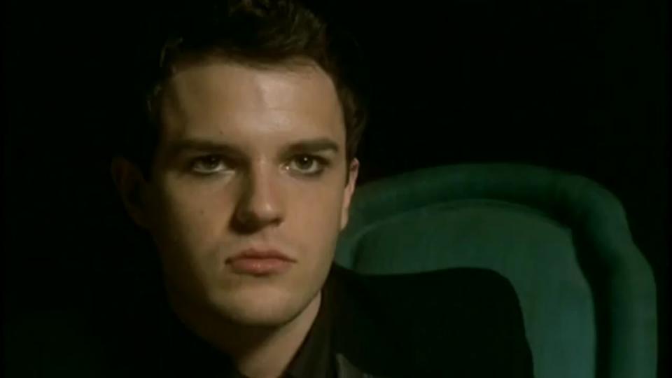 Mr brightside. Mr brightside. брэндон флауэрс mr brightside. Killers mr brightside girl. The killers mr brightside.