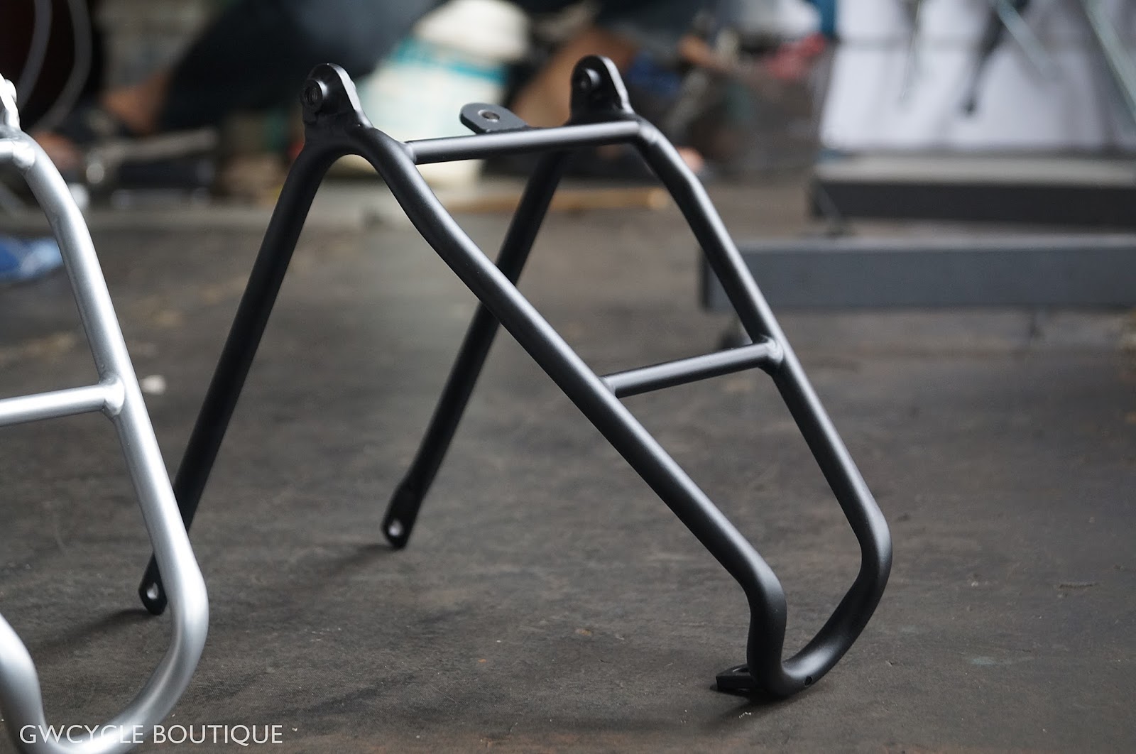 GW Cycle Boutique Brompton Rear Q Rack by ACE feileecation