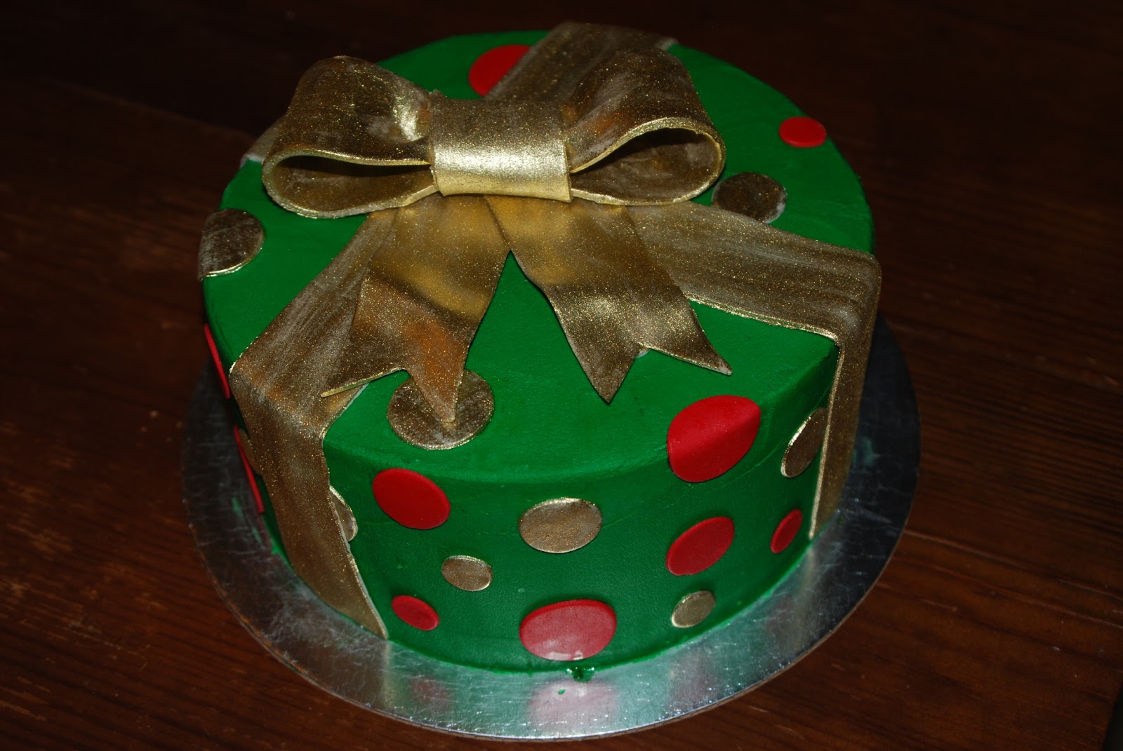 Christmas Present Cake
