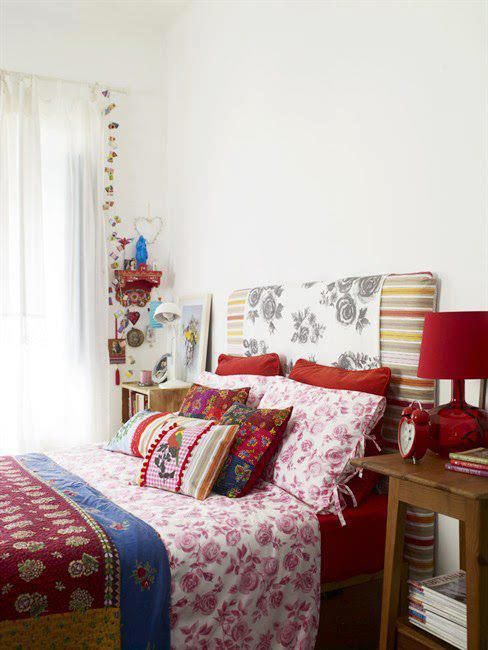 A simple guide to building a bodacious boho bed - printed sheets www.BoHoHome.com @bohosusan