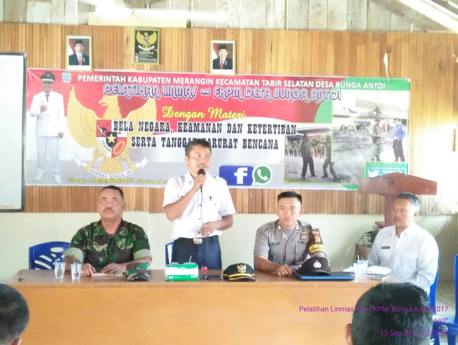 Pelatihan Satlinmas dan FKPM Desa Bunga Antoi