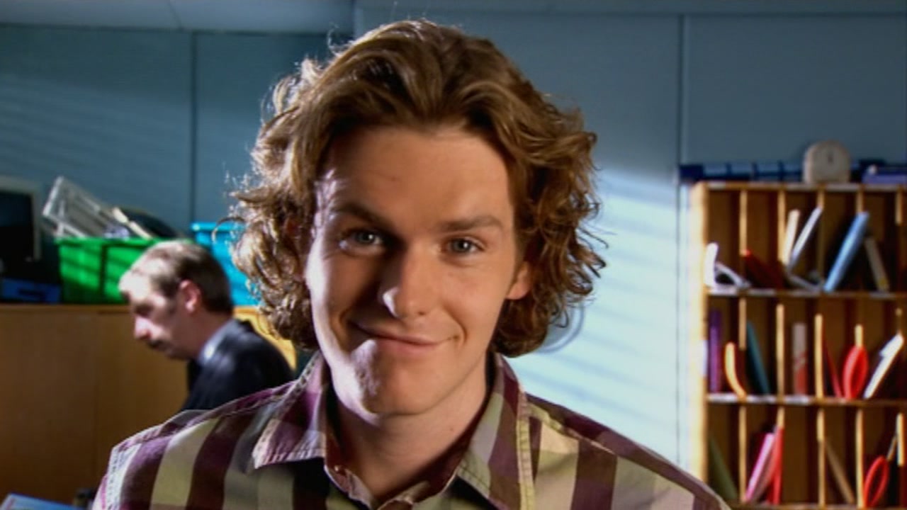 RESTITUDA1'S WORLD OF MALE NUDITY Shaun Evans in series Teachers