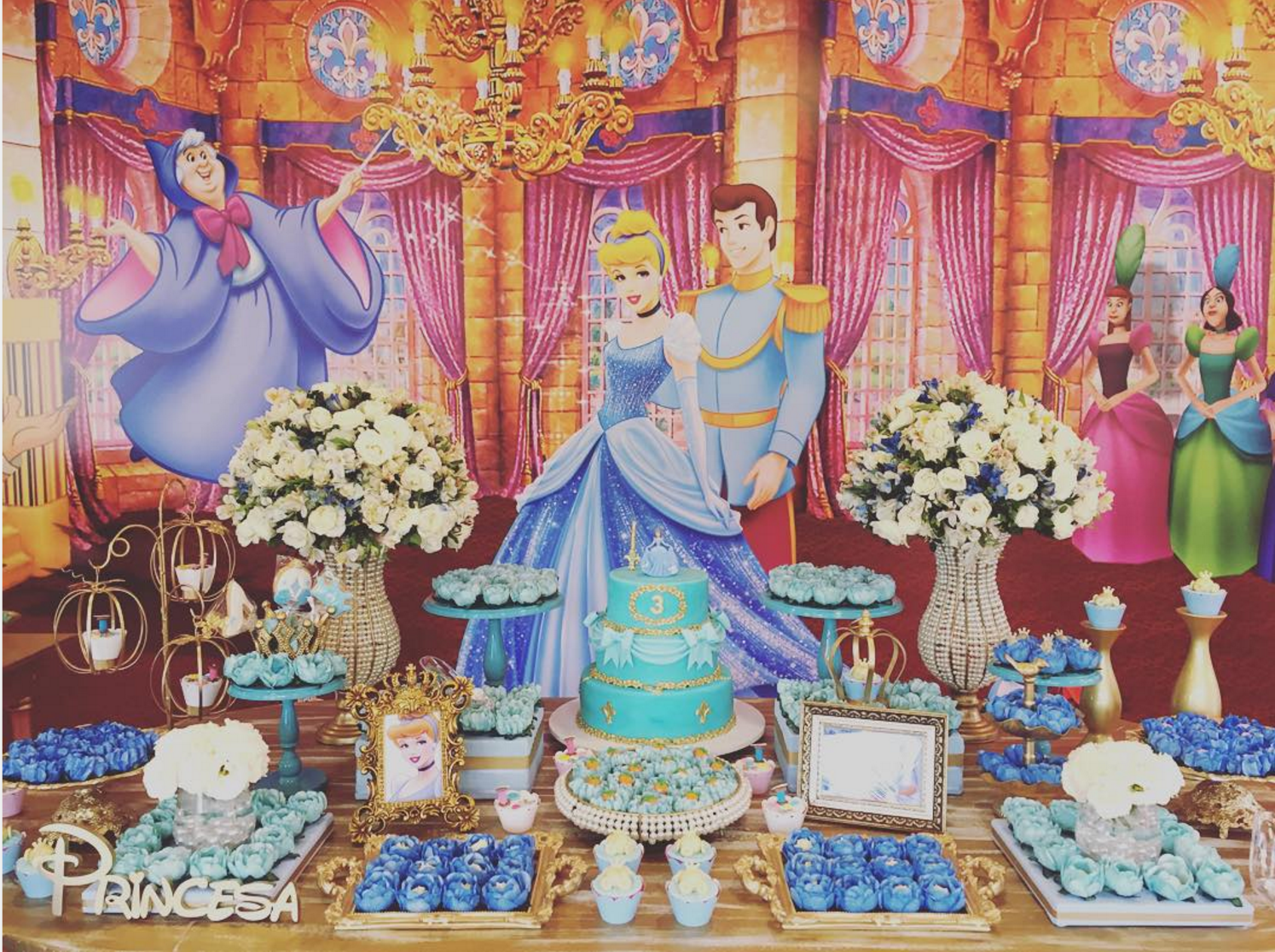 101 fiestas: Una fiesta temática de la princesa Cenicienta