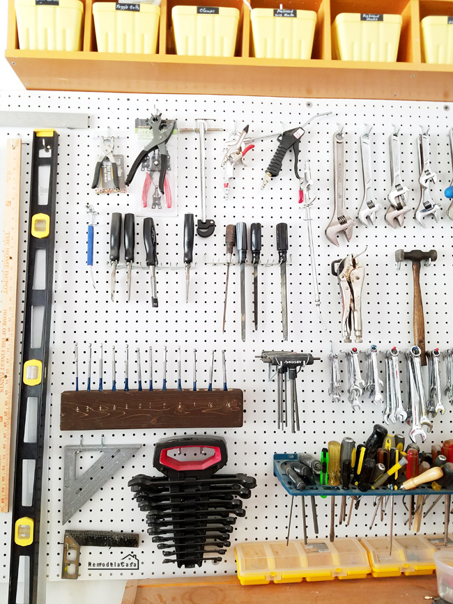 DIY Spade Bit Holder Remodelando la Casa