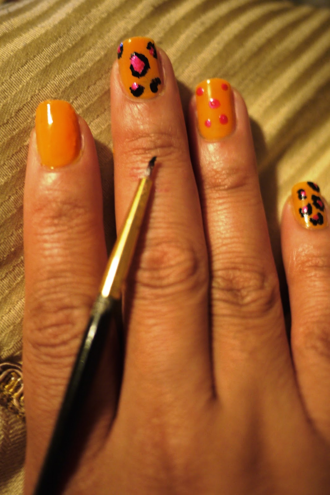 AngelaPanama.com: Cheetah Girl nails