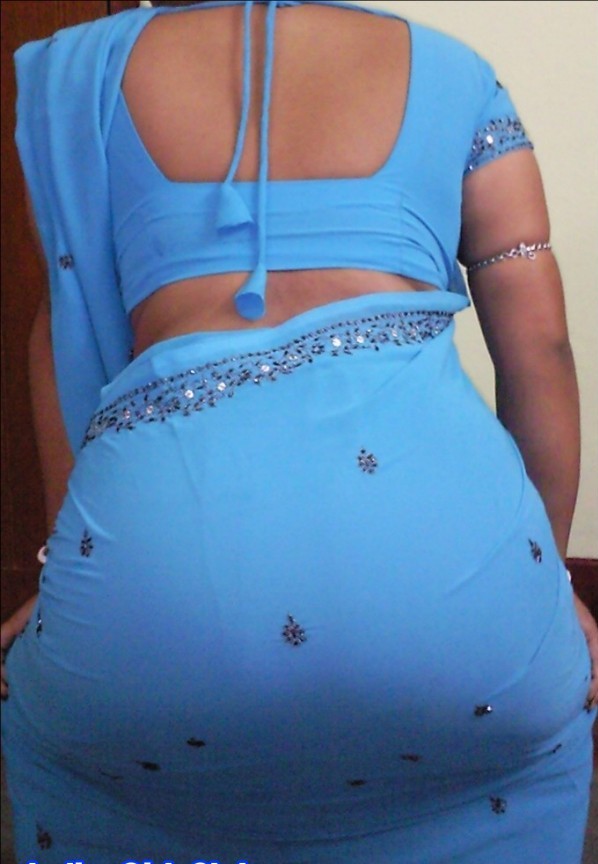 Ass Hot Aunty In Saree Image 4 Fap