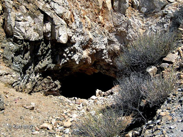 Another shallow mine found in the next canyon over. This was most likely a Depression era digging.