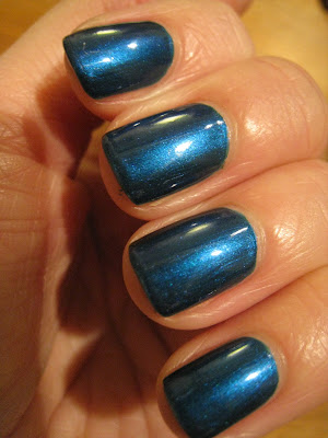 2True-Shade-54-blue-nail-polish