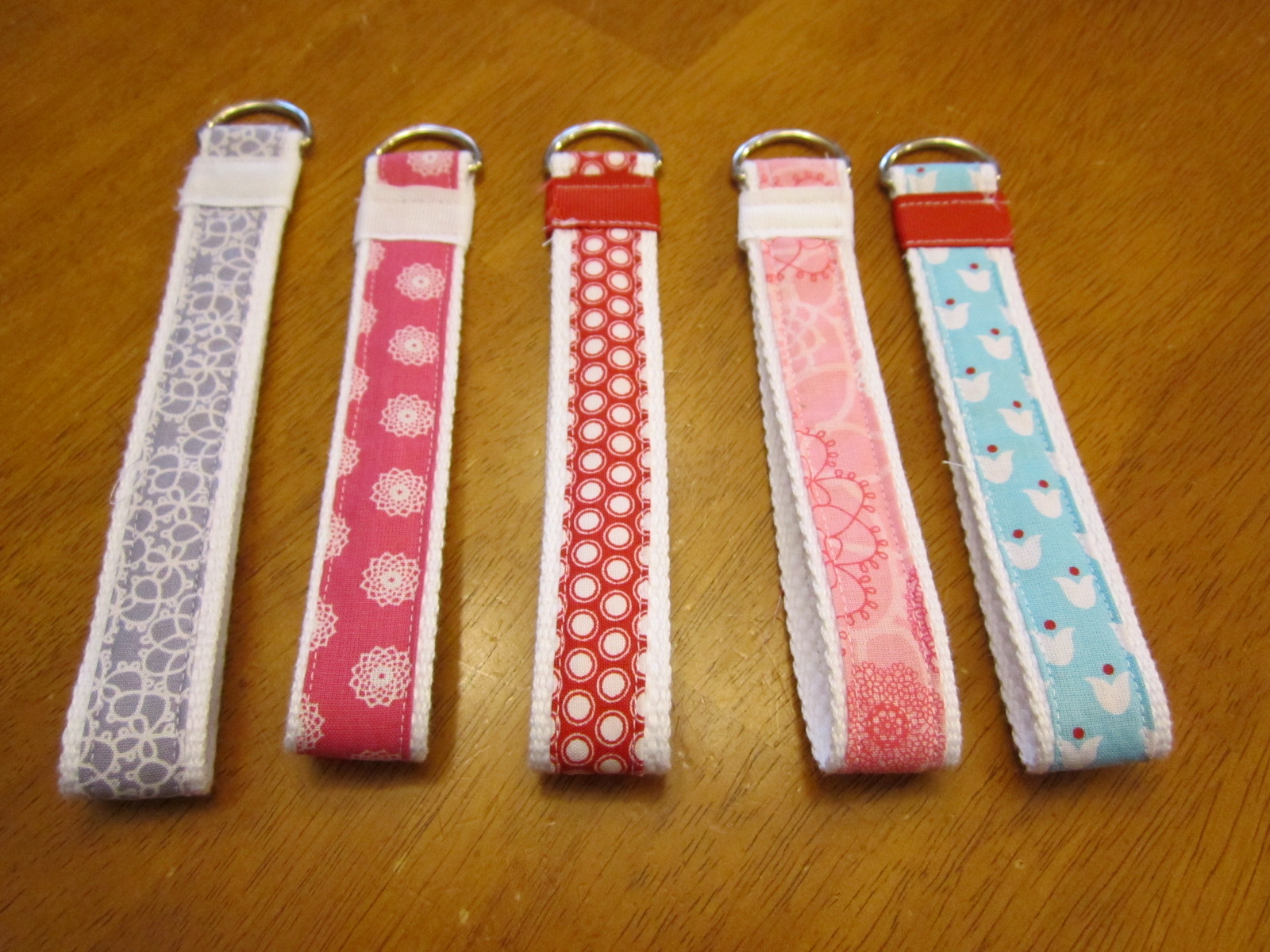 SU Fabric Key Fobs!!! Simple Affordable Crafting