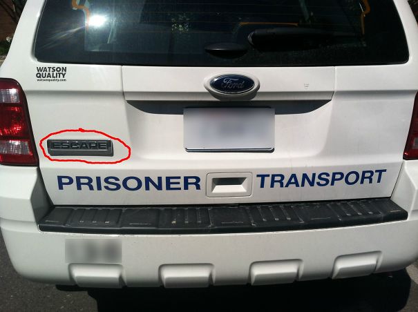 35 Hilarious Pictures Capturing Ironic Moments - Prisoner