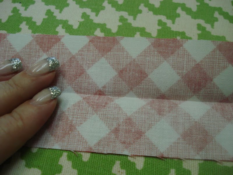 Bee In My Mini Design Board Tutorial...Part 2