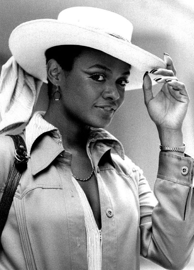 23 fascinating vintage photos tamara dobson model turned 23 fascinating vintage photos tamara dobson model turned