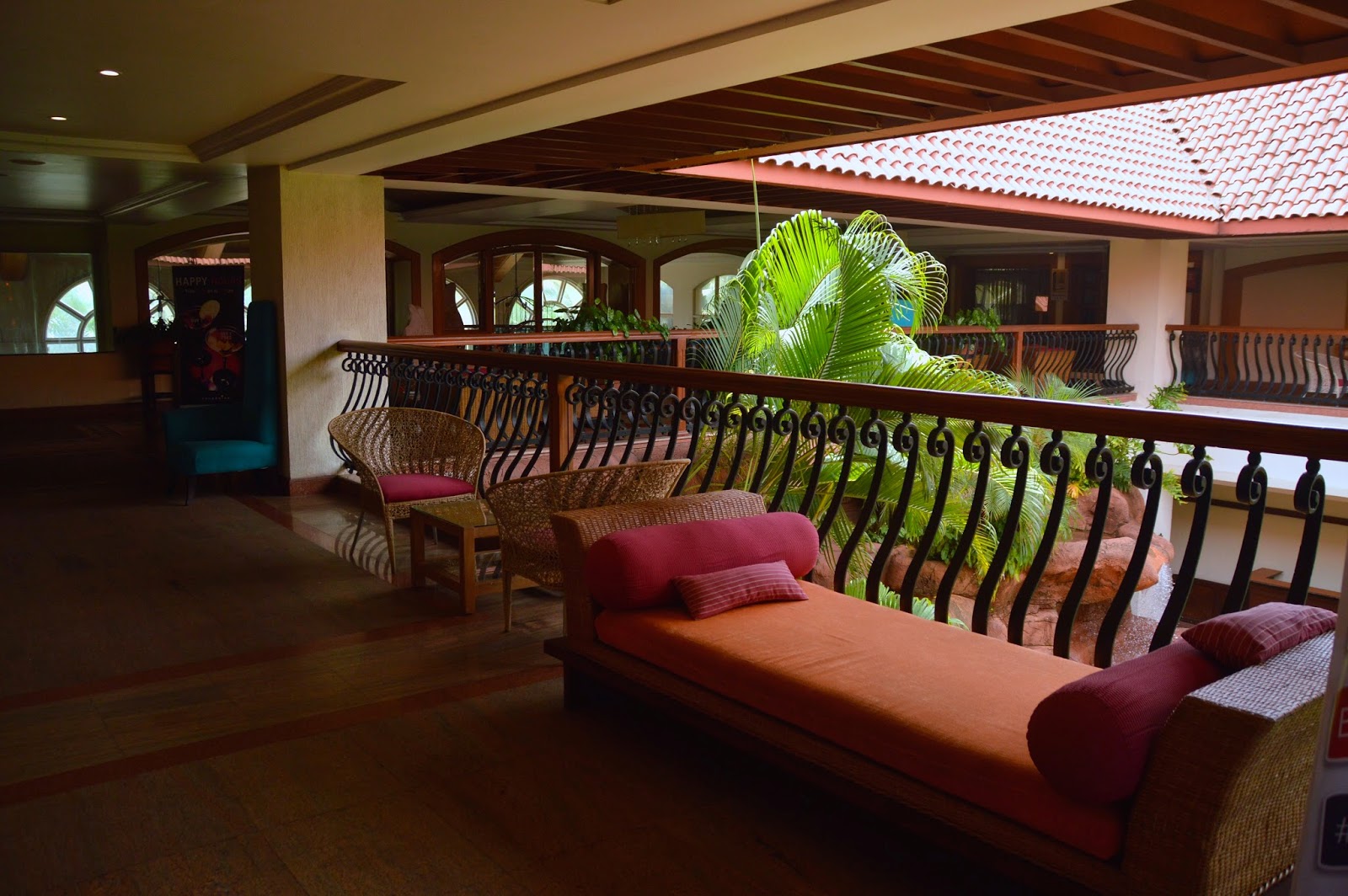 Review Zuri White Sands Resort, Varca Beach, Goa