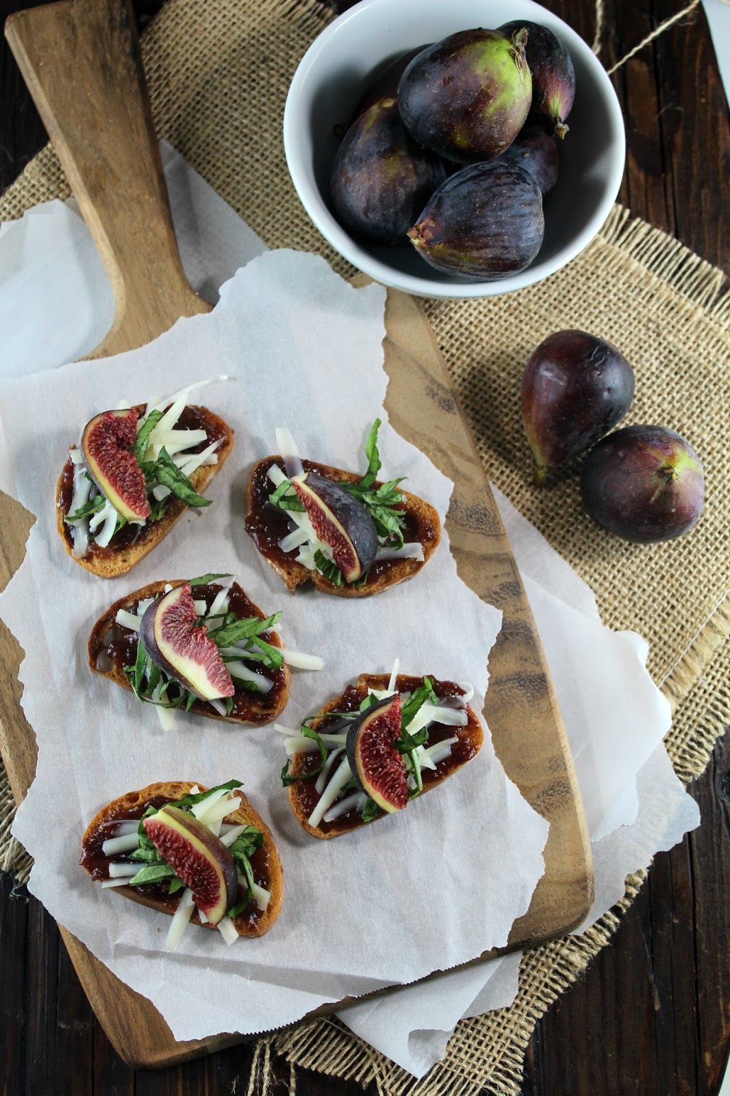 Authentic Suburban Gourmet Manchego and Fig Jam Crostini Friday