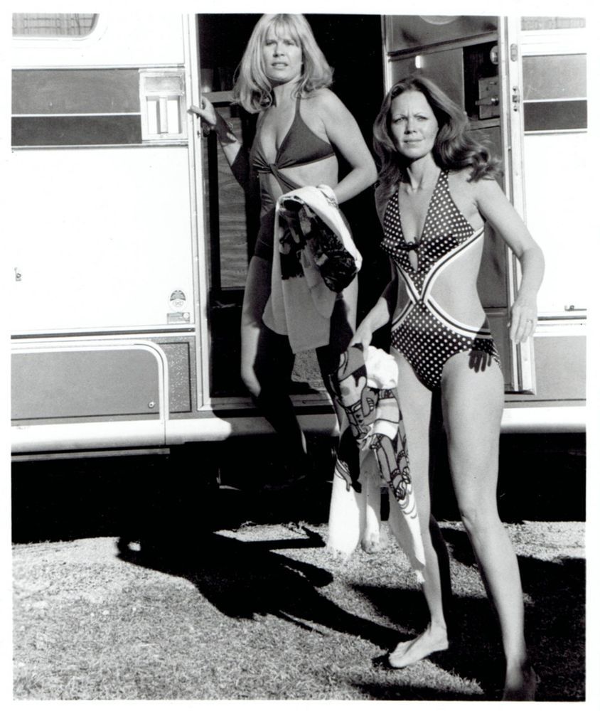 Loretta Swit & Lara Parker wearing swimsuits in January! 