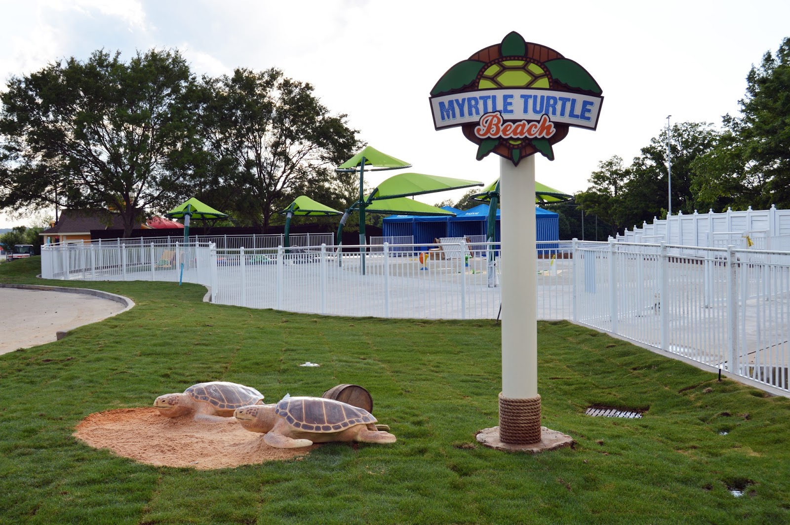 NewsPlusNotes Carowinds Opens Carolina Harbor, Massive New Waterpark