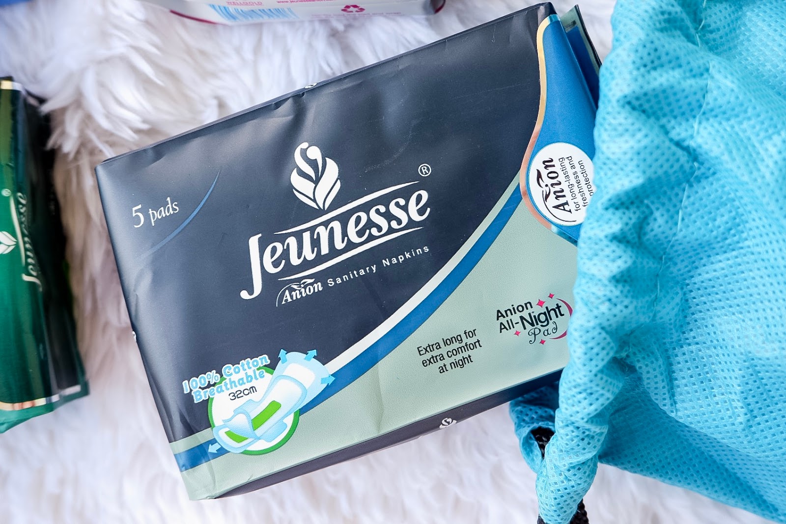 Why I Love Jeunesse Anion Sanitary Napkin and Why It's The Only Brand I Trust