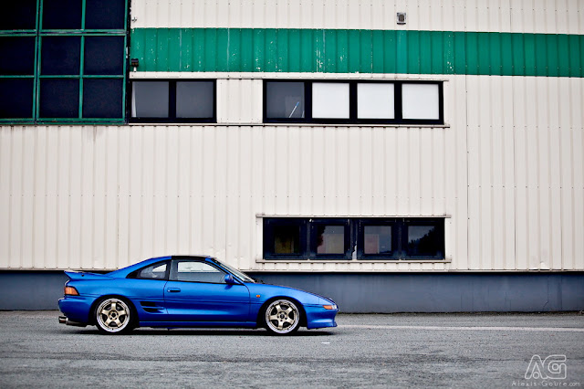 Toyota MR2 W20