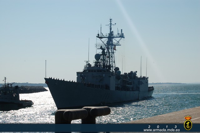 La fragata “Numancia” regresa a Rota tras participar en la operación “Atalanta”.