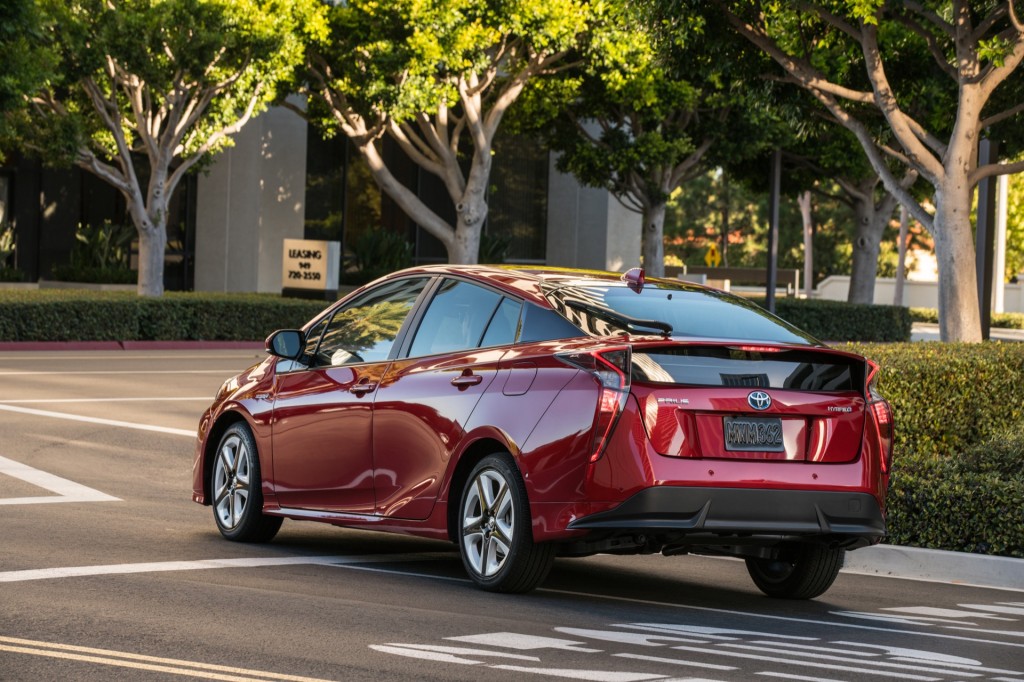 2016 Toyota Prius 52 Mpg Rating Larry H Miller Peoria
