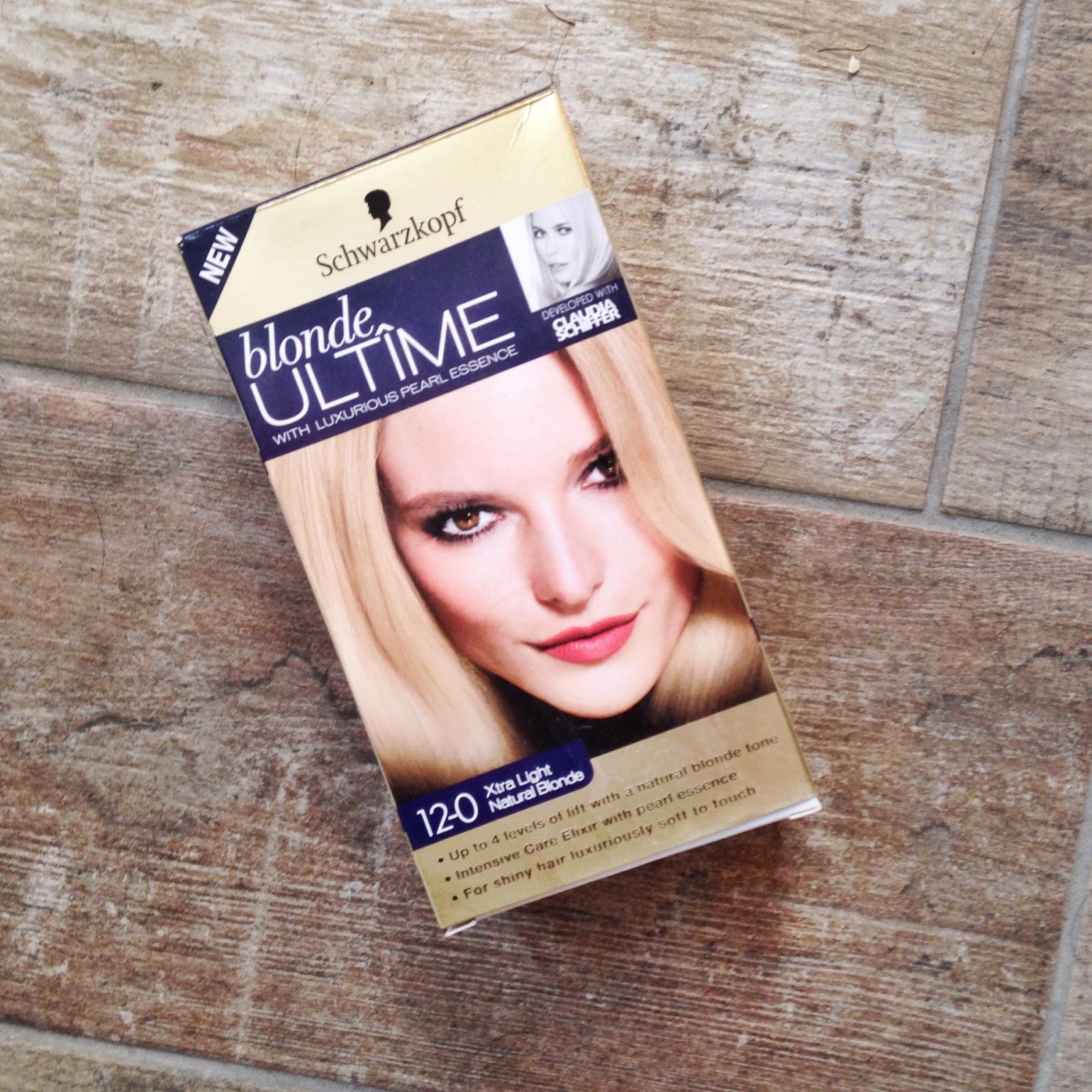 Canines And Cosmetics Schwarzkopf Blonde Ultime Hair Dye Review
