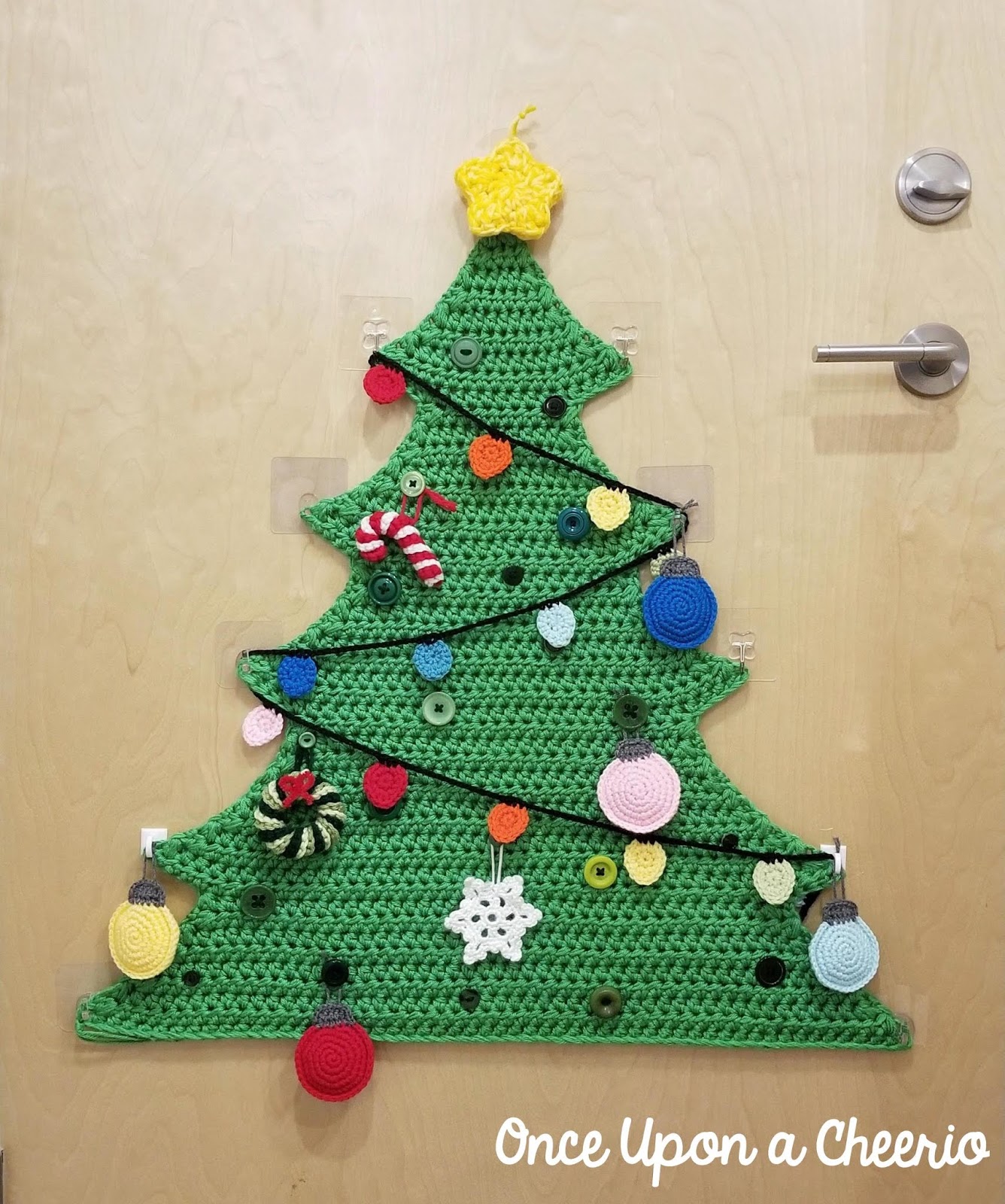 Flatland Christmas Ball Baubles FREE Crochet Pattern Flatland Christmas Ball Baubles FREE Crochet Pattern
