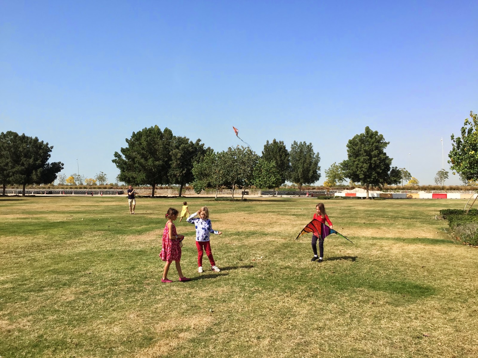 Life in Abu Dhabi Picnic in the park