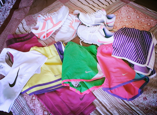 nike, workout gear, shoes, running, shorts, capris