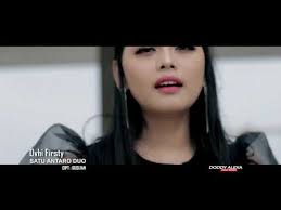 Satu Antaro Duo - Ovhi Firsty | Lirikaz 09