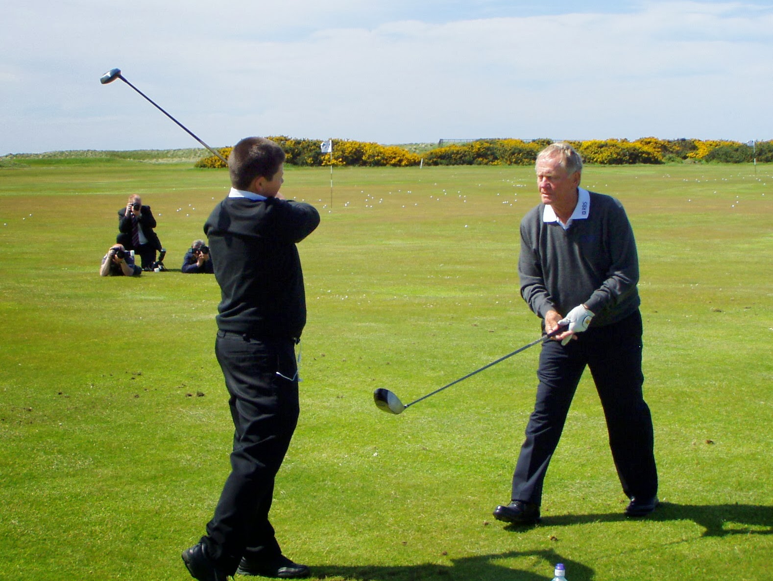 AYRSHIRE GOLF AYRSHIRE CLUB COACHING GRANTS Scheme extended for 2014 season