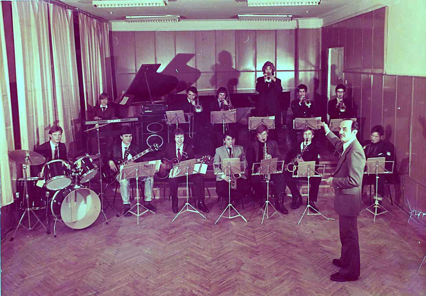 джазовые вокалисты. эверджаз коллектив. джаз дши 2. эстрадно джазовое отделение "аккорд". джазовый ансамбль михаил жураков.