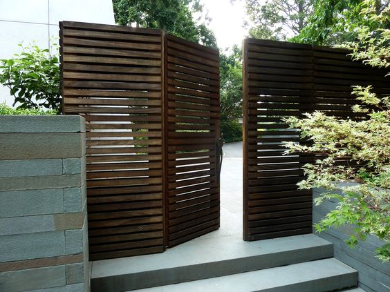 50 Desain Pintu Taman yang Simple dan Modern - Rumahku Unik