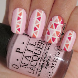 tape striping nail trend triangles tutorial nails tutorials