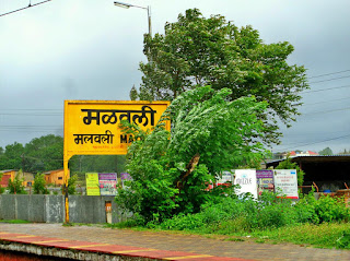 Monsoon trek to Lohagad castle