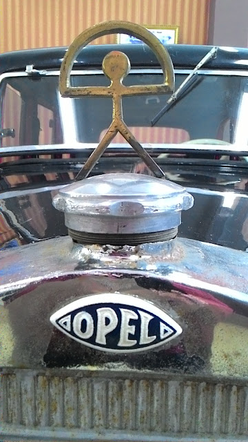 Старая эмблема Opel