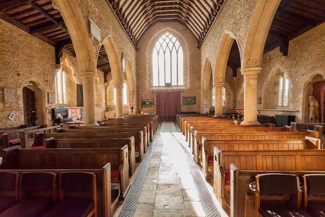 Bampton church interior in the Oxfordshire Cotswolds by Martyn Ferry Photography