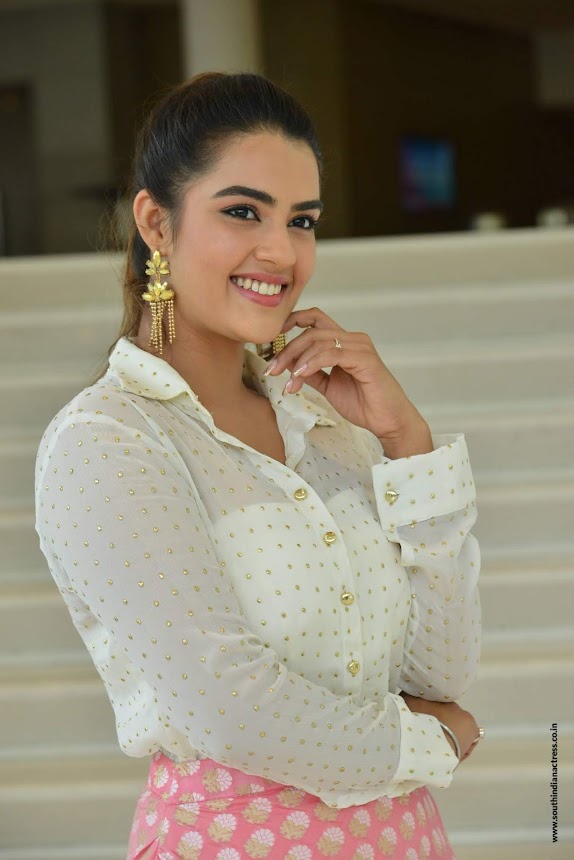 Kavya Thapar at Ee Maya Peremito Teaser Launch