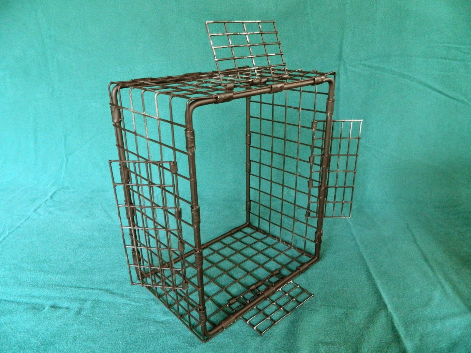 Comstock Cage Traps, In Action on the Line New Option in Flush Mount