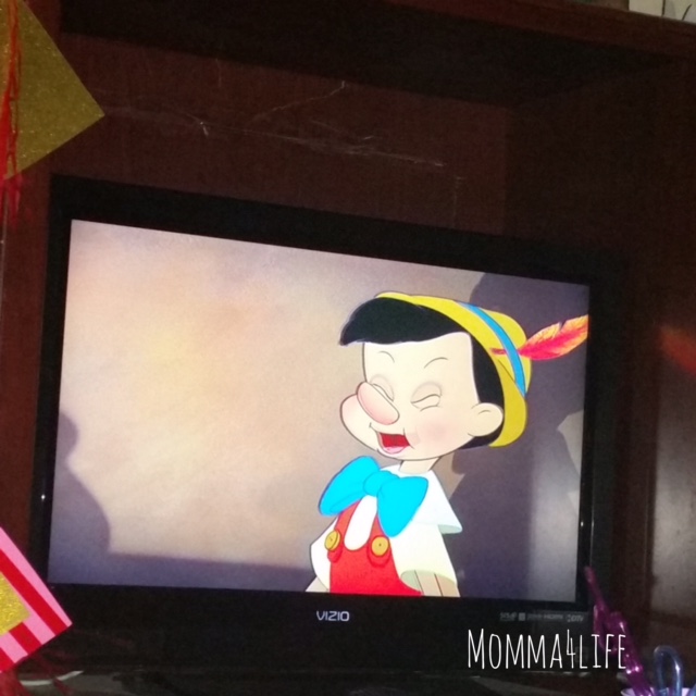 Momma4Life Disney�s Pinocchio on DVD Now