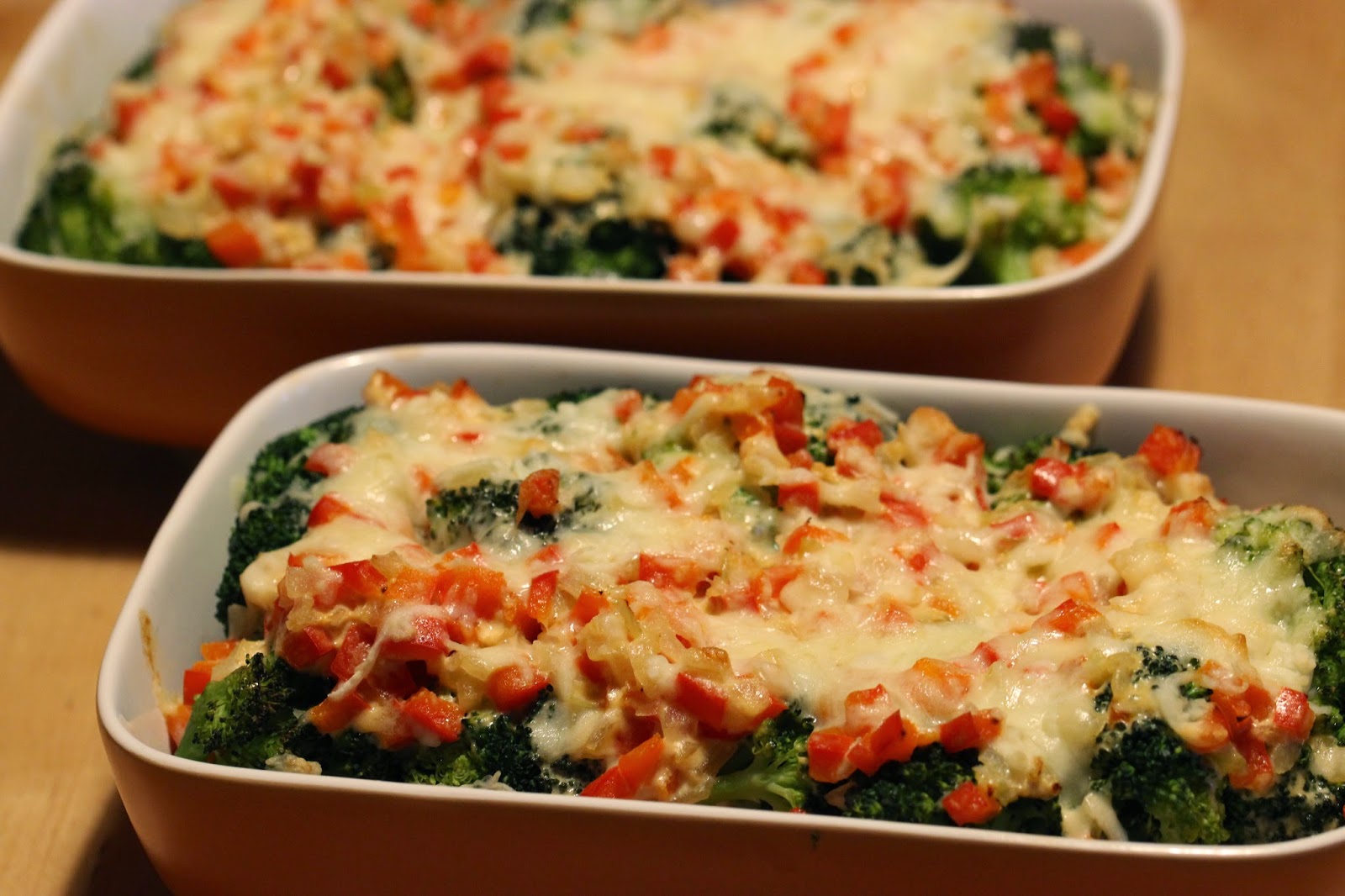 Leckereien aus der (Mini-)Küche: Überbackene Putenschnitzel mit Brokkoli
