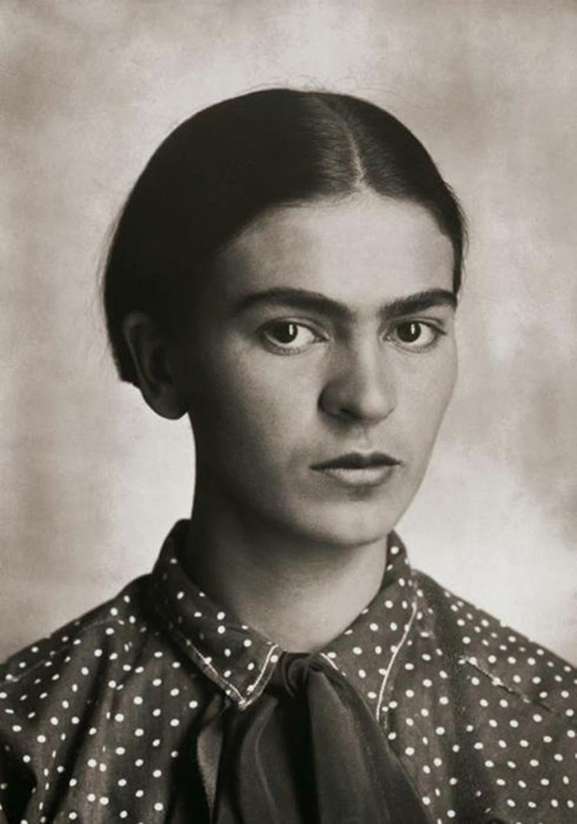 21 Rare Photos of a Young Frida Kahlo in the 1920s Vintage Everyday 21 Rare Photos of a Young Frida Kahlo in the 1920s Vintage Everyday