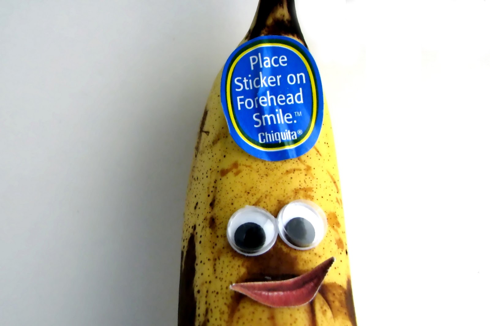 A Face A Day 365 self portraits and others This s*** is bananas. BA